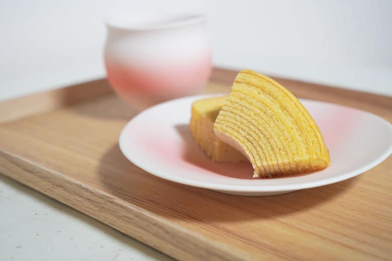 通販で買える高級ケーキとおすめのスイーツ皿