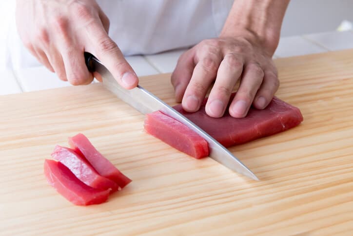 ブランドにこだわって選ぶ和包丁10選！【柳刃包丁・出刃包丁など】堺の老舗や職人ブランドも
