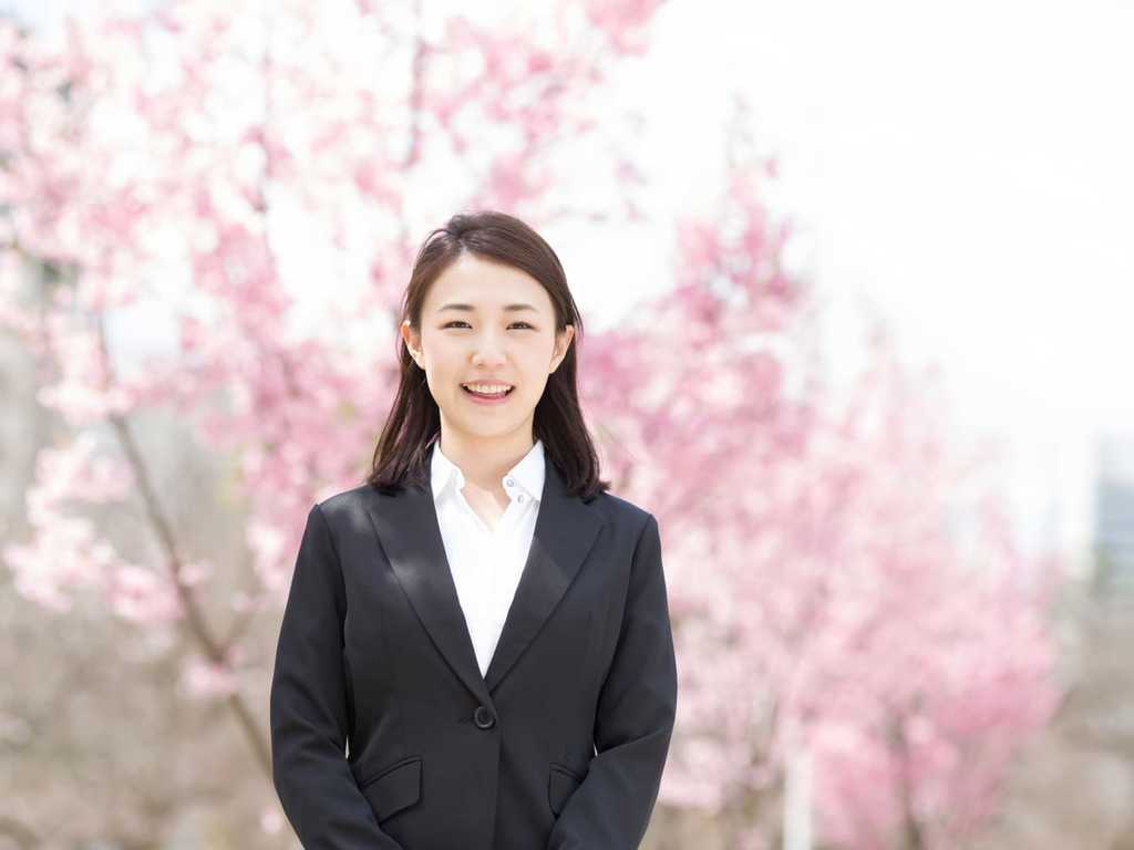 新卒の就職祝いのお返しギフトおすすめ9選！社会人になった喜びと感謝を伝えよう
