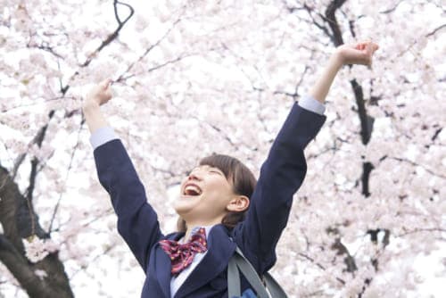 【進学内祝い】特別感のある上質お返しギフト10選！マナー・金額予算・のし紙も