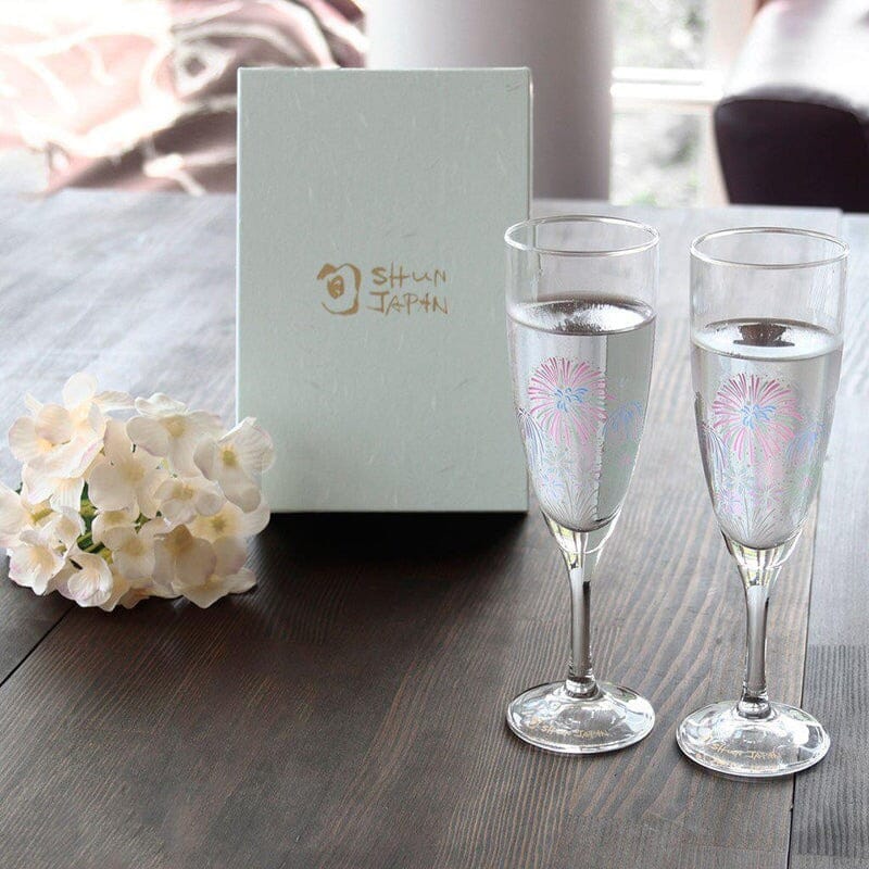 結婚祝いのプレゼント特集！人気ジャンル・予算・関係性別におすすめをチェック
